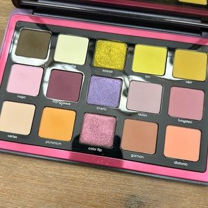 Natasha Denona Triochrome palette